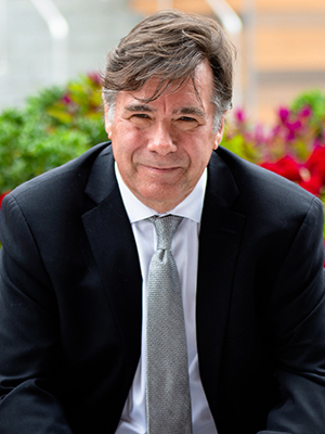 Joe Lucia Headshot